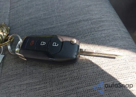 2024 Ford F-150 Xl z USA, uszkodzony, nr VIN 1FTMF1KP6RKD42523